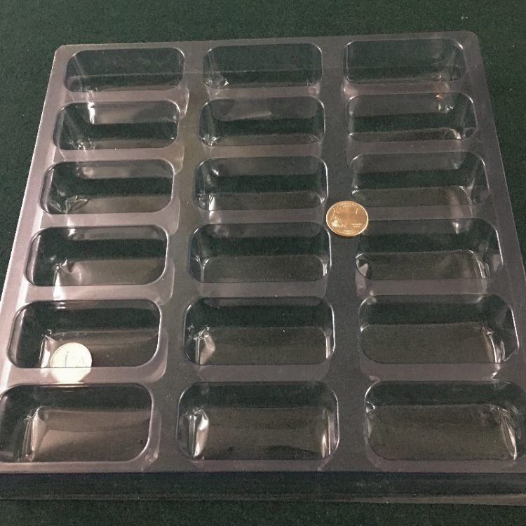 Rectangular Cavity Clear Plastic Trays - 2.9 X 1.3 X 1.4