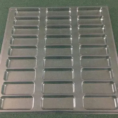 Rectangular Cavity Clear Plastic Trays - 2.75 X 1 X 0.5
