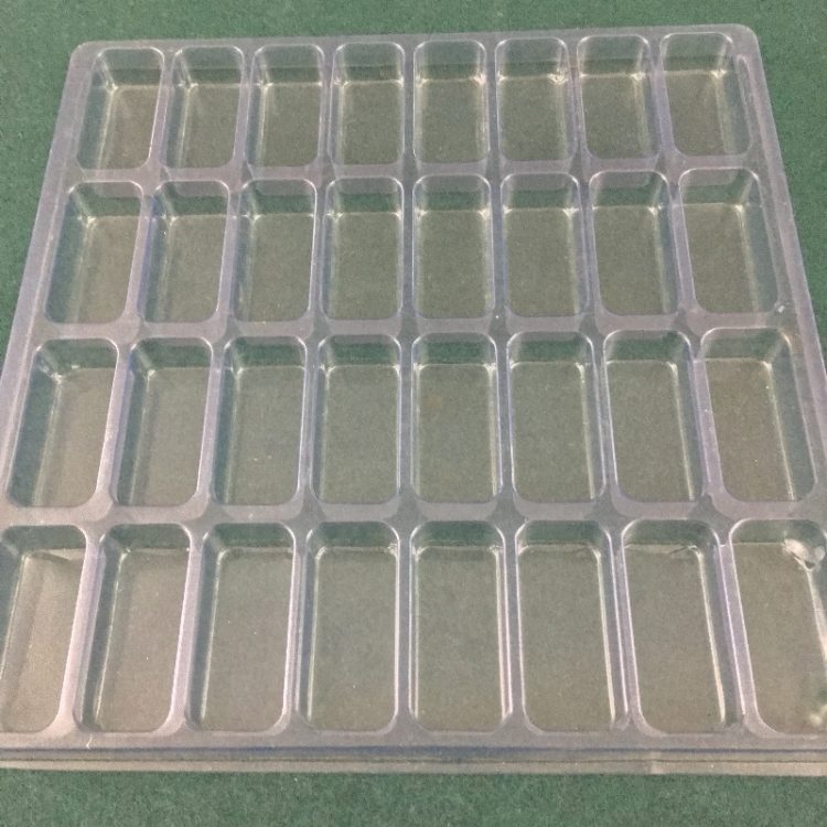 Rectangular Cavity Clear Plastic Trays - 2.4 X 1.05 X .77
