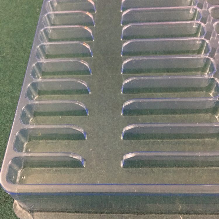 Rectangular Cavity Clear Plastic Trays - 3.70 X 0.44 X 0.45 - Image 2