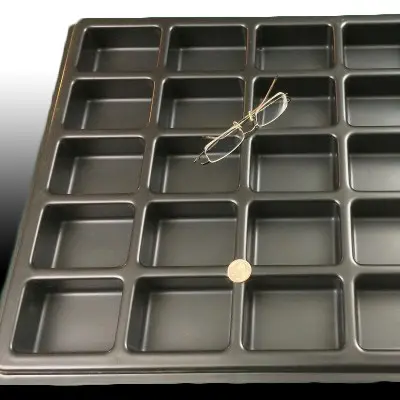 Large Plastic Trays Page