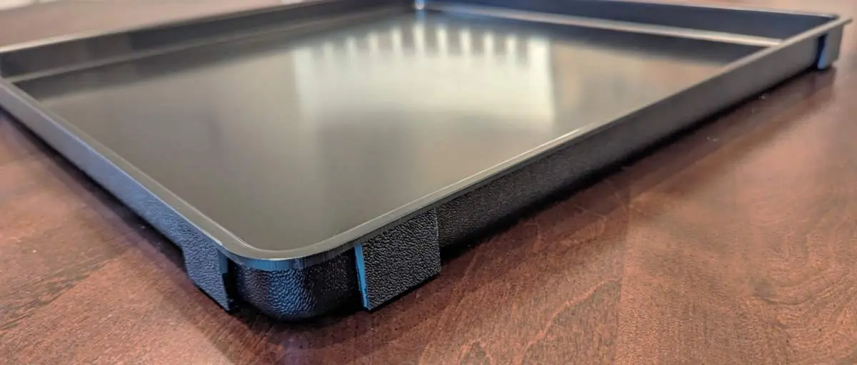 Shows optional stack features for test tube drip tray.