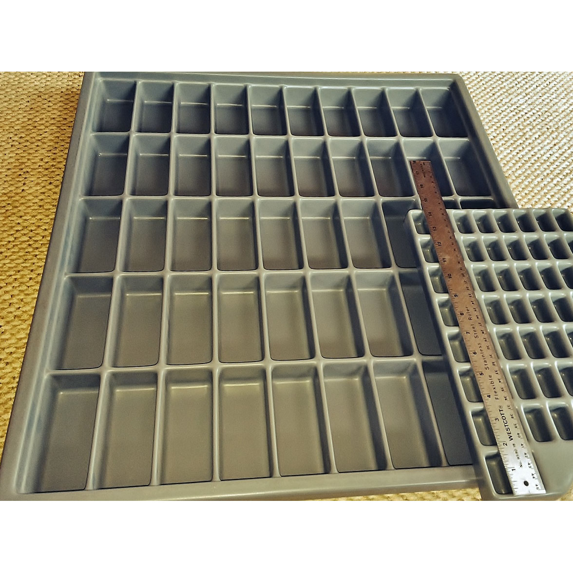 Large Plastic Tray 50 Cavity